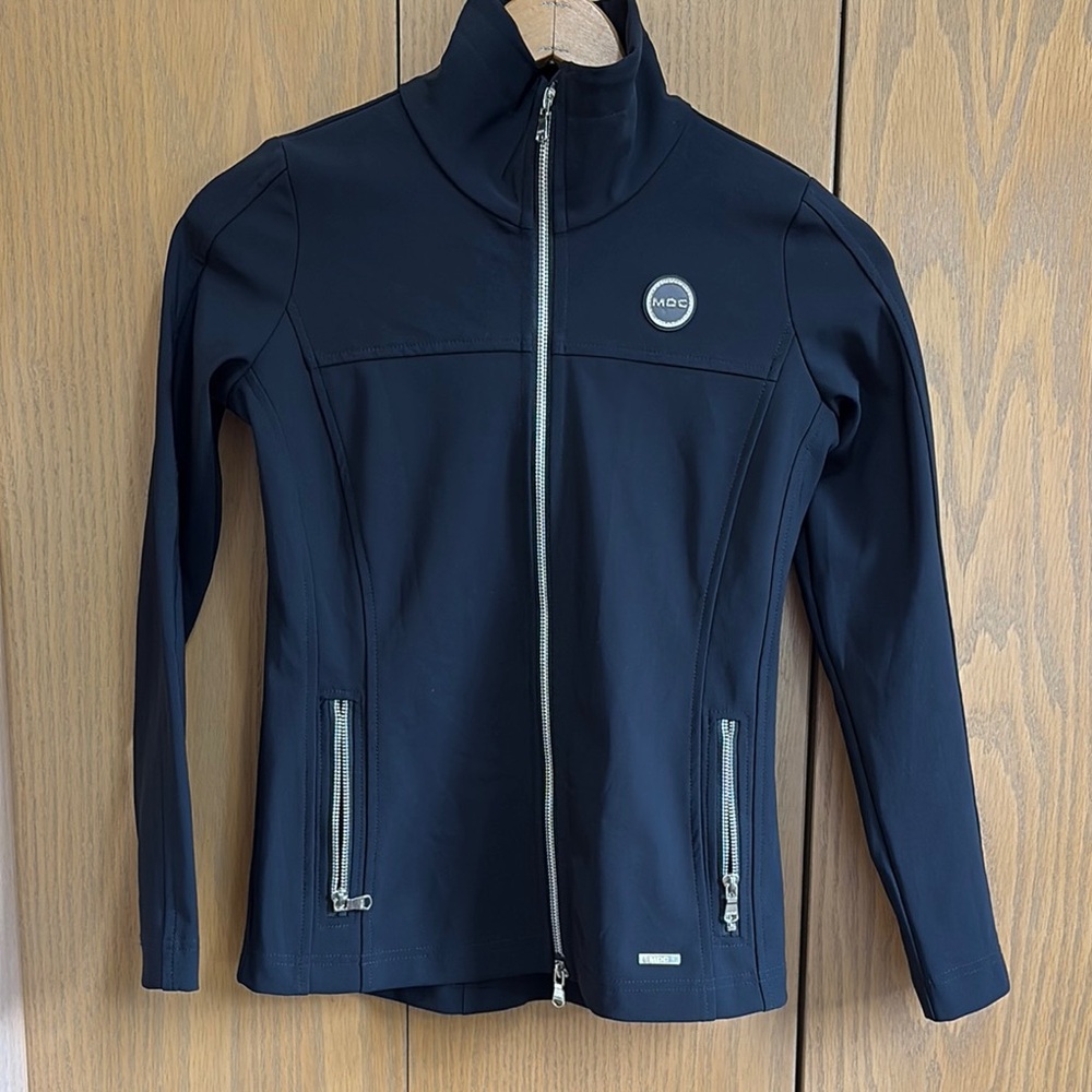 MDC Sport size 38 Women's Black soft stretch Jacket